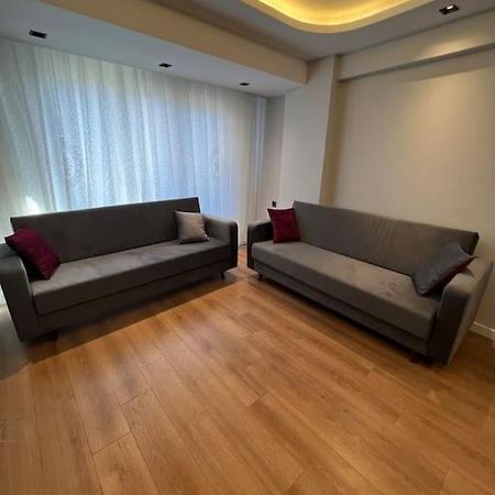 Zeytinburnu Merkezi Konumda, Sifir Daire & Esyalar Apartamento Istambul Exterior foto